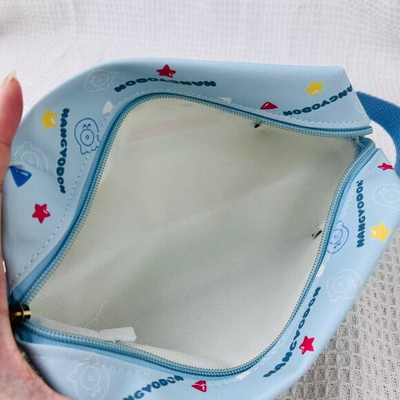 479 Hangyodon Portable Handheld Organizer Cosmetic Bag - Picture 4 of 6